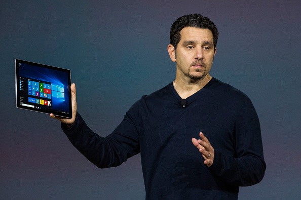 Microsoft Surface Pro 5 should be a high priority for Microsoft now since it has just revealed that its Surface hybrid sales have declined over the last few months.