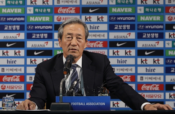 Former FIFA vice president Chung Mong-Joon speaks during a press conference on June 3, 2015 in Seoul, South Korea. 