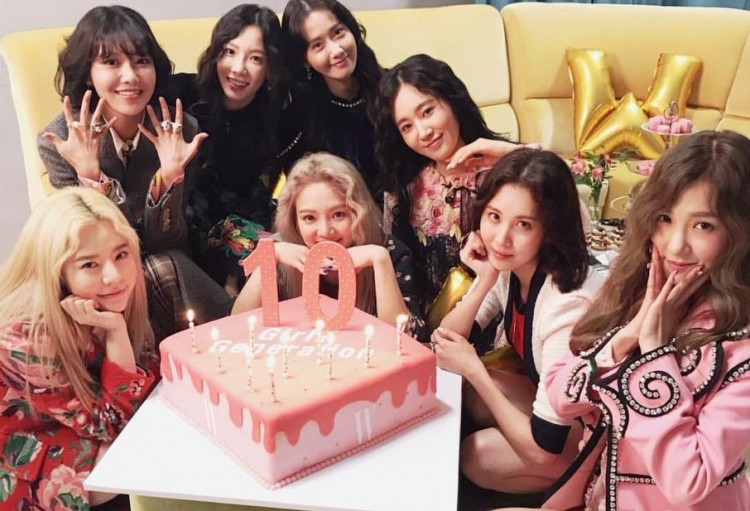 K Pop News Girls Generation Album Holiday Night Release Date Announced K Wave Koreaportal