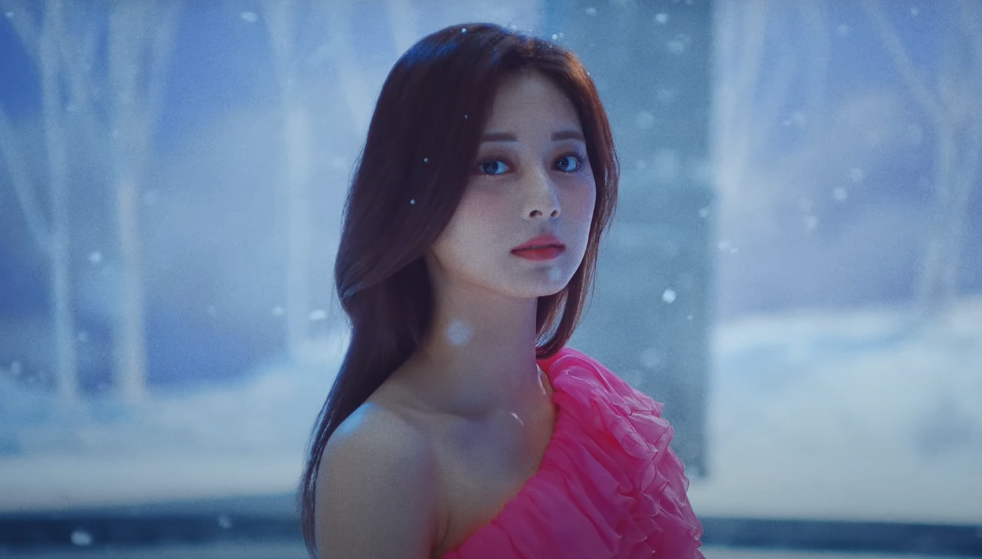 TWICE Chosen By Netizens As The K-Pop Group With The Best Visuals Of