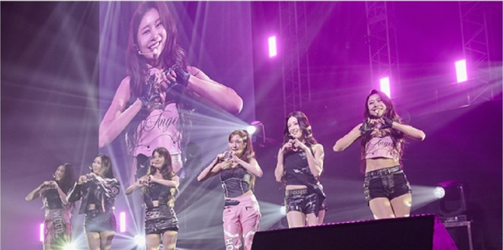MOMOLAND Returns to Japan Stage with 'RODEO' Performance at